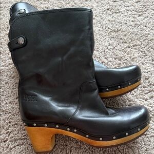 UGG Black Leather Mid-Calf Clog-Style Heeled Boots